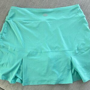 Reel Legends teal green stretchy skorts Size small